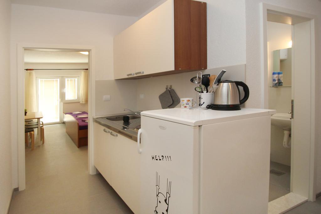 Stanicicke Apartments Baška Voda Esterno foto
