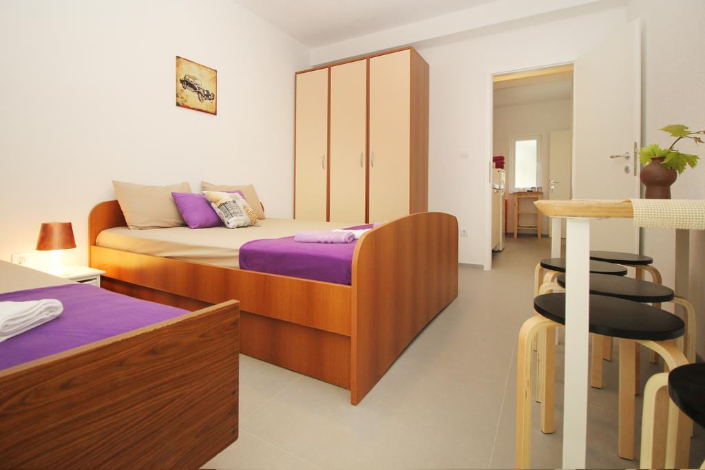 Stanicicke Apartments Baška Voda Esterno foto