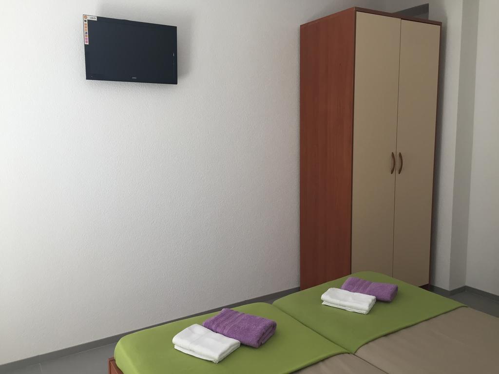 Stanicicke Apartments Baška Voda Esterno foto